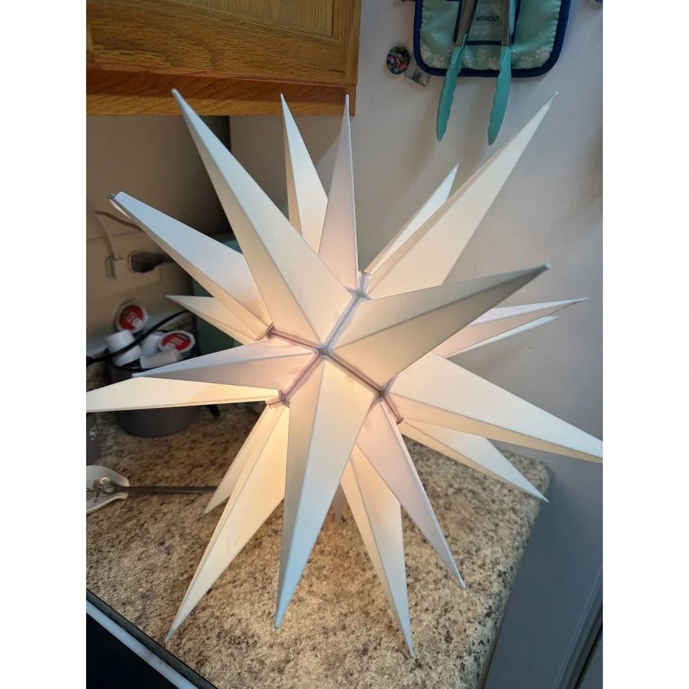 Vintage Moravian Star 21in Illuminated Hanging Star Light Christmas Advent Decor